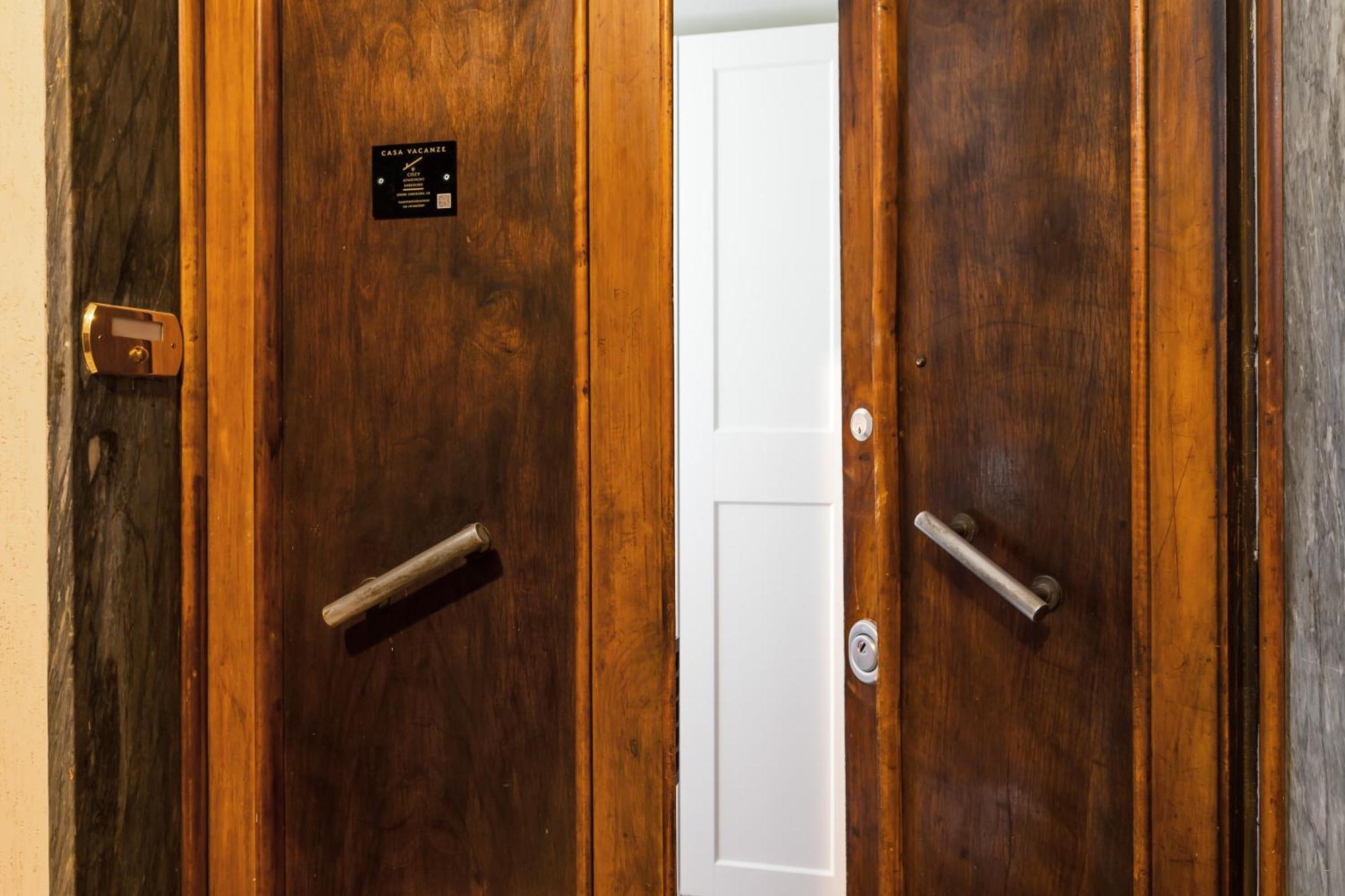 Cozy Apartment Gianicolense 3Bdr Roma Exterior foto