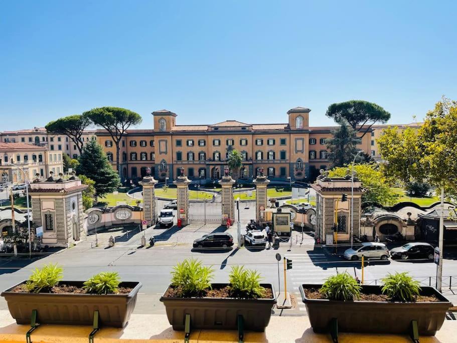 Cozy Apartment Gianicolense 3Bdr Roma Exterior foto